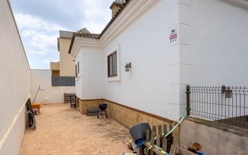 Property slide 46
