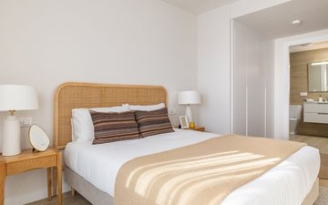 Property slide 31