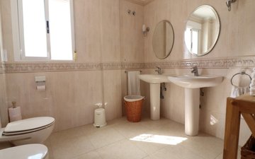 Property slide 10