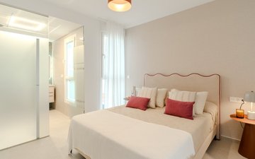 Property slide 10