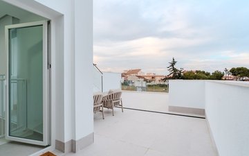 Property slide 21