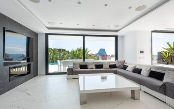 Property slide 18