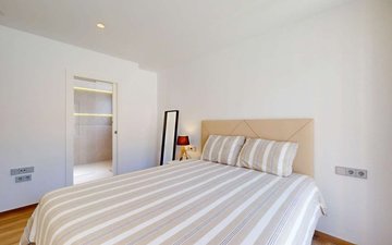 Property slide 18