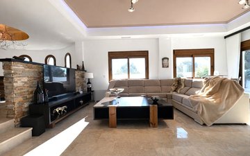 Property slide 21
