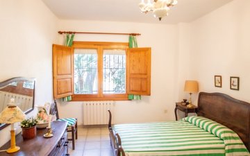 Property slide 20