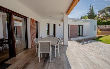 Property slide 8