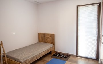 Property slide 16