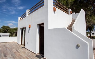 Property slide 18