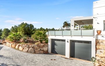 Property slide 25