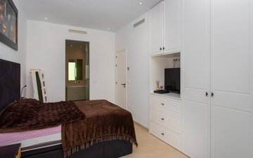 Property slide 27