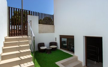 Property slide 48