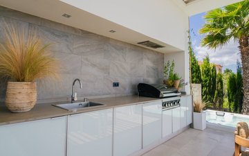 Property slide 19