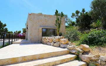 Property slide 44
