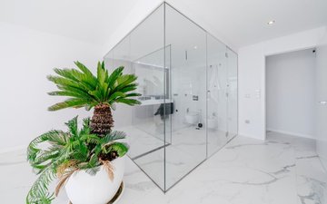 Property slide 32