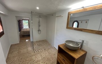 Property slide 39