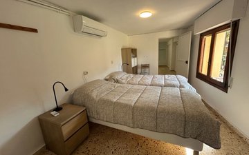 Property slide 40