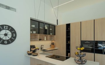 Property slide 17
