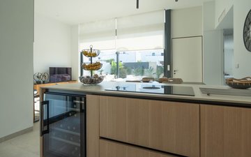 Property slide 19