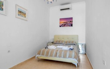 Property slide 30