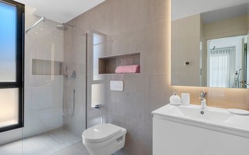 Property slide 42
