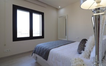 Property slide 18