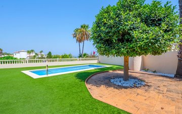 Property slide 14