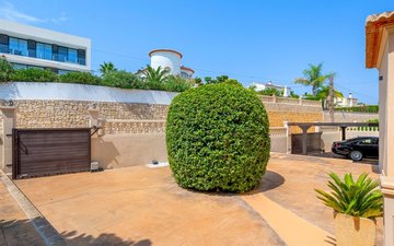 Property slide 23