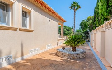 Property slide 25