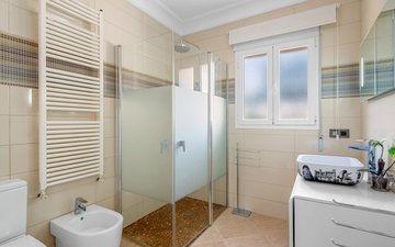Property slide 40