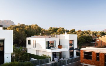 Property slide 10