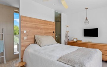 Property slide 20