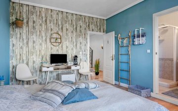 Property slide 18