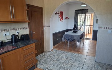 Property slide 10