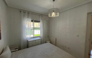 Property slide 32