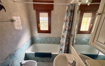 Property slide 25
