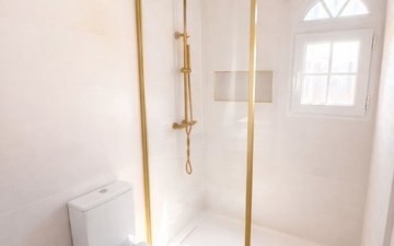 Property slide 16