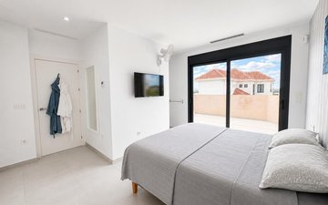 Property slide 22