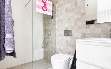 Property slide 24