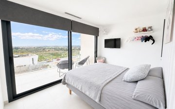 Property slide 18