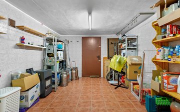 Property slide 29