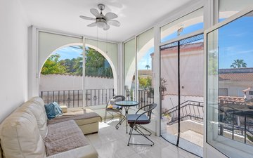 Property slide 10
