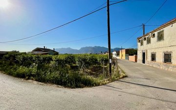 Property slide 18