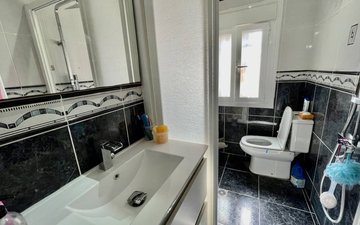 Property slide 17