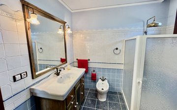 Property slide 17