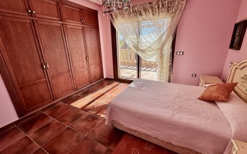 Property slide 19