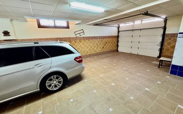 Property slide 30
