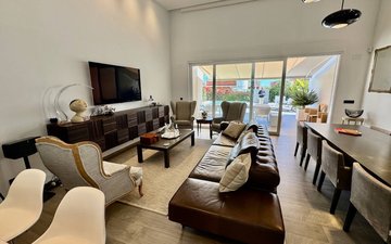 Property slide 6