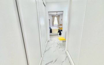 Property slide 22