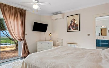 Property slide 16