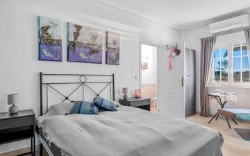Property slide 24